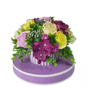 Aranjament floral din flori de sapun-lila (cod 2051)poza3