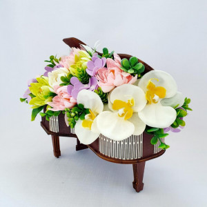 aranjament floride sapun in cutie pian-16856