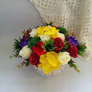 Aranjament flori de sapun in cos 13