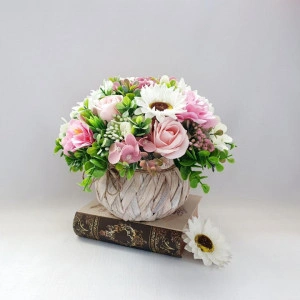 Cos rustic cu flori de sapun -alb-roz (cod 1647)5