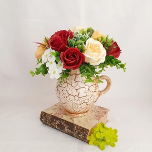 Flori de sapun intr-o cana ceramica (cod 1526) 2