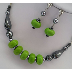 Set din howlite abacus verde si hematit, pe snur de piele - Img 2