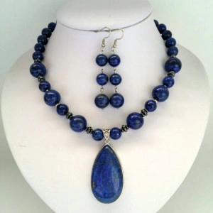 Poza pietre semipretioase de lapis lazuli 3
