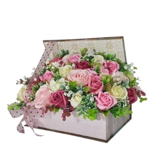 Aranjament cu trandafiri de sapun -cutie carte (cod 2267)poza1002