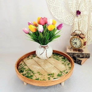 Aranjament floral din lalele de silicon -vaza ceramica alba  (cod 1473) 2003