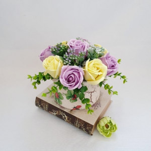 Aranjament floral-lila si galben "Trifoi si buburuze" (cod 1486) 3001