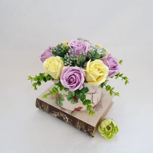Aranjament floral-lila si galben "Trifoi si buburuze" (cod 1486) 3001
