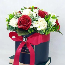 Aranjament "Valentine's day"-cutie mare cilindrica (cod 1819)23