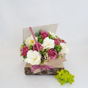 Cutie carte cu flori de sapun- (cod 1516) 5