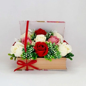 Cutie carte cu flori de sapun 169014