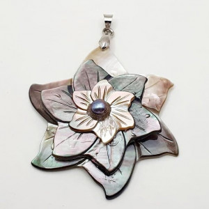 Pandantiv sidef, floare, 47*49 mm 5
