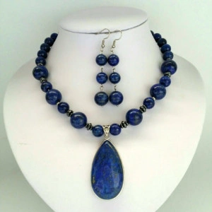 Poza pietre semipretioase de lapis lazuli 4