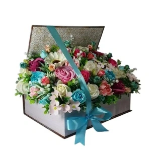 Poza 5 Aranjament floral "Magia Rozelor"-cutie carte (cod 2188)2