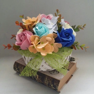 Aranjament flori de sapun- cos ratan (cod 1146)