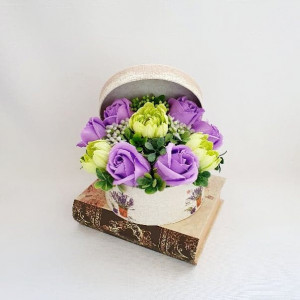 Aranjament flori de sapun-cutie rotunda  ( cod 1440) 1234