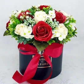 Aranjament "Valentine's day"-cutie mare cilindrica (cod 1819)21