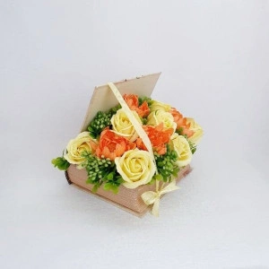 Cutie carte cu flori de sapun (cod 1466) 20002