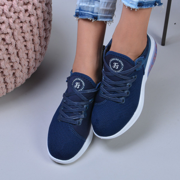 Adidasi dama Puca Navy