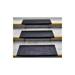 Treapta din cauciuc cu striatii impotriva alunecarii 75x25x3cm Cod: KNG-101725 - Img 2
