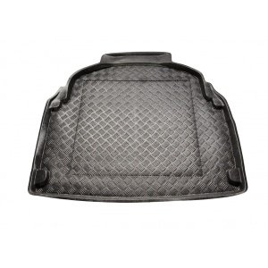 Covor Tavita Portbagaj Mercedes W212 E-CLASS Limousine cu umplutara plastic in spatele banchetei 2009 - 2016