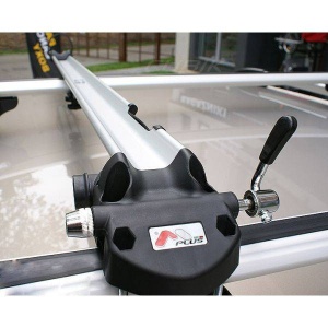 Suport bicicleta Menabo Bike Pro cu prindere pe bare transversale de furca - Img 3