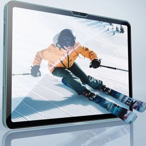 Folie pentru iPad Air 13 (2024) / Air 13 (2025) (set 2) - ESR Tempered Glass Screen Protector UltraFit Tray (2x pack) - Clear - Img 7