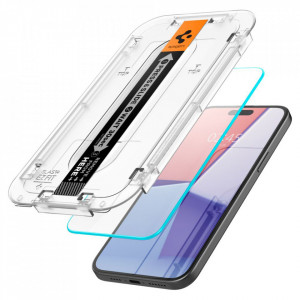 Folie pentru iPhone 15 - Spigen Glas.tR EZ FIT - Clear - Img 2