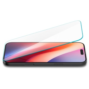 Folie pentru iPhone 15 / iPhone 16 - Spigen Glas.tR Slim - Clear - Img 4