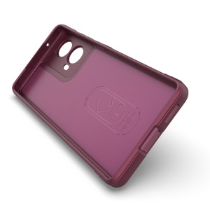 Husa pentru iPhone 16 - Guess Peony Grained Hot Stamp Triangle MagSafe (GUHMP16SPGBTMW) - Brown - Img 4