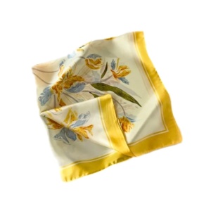 Esarfa din satin Flori galbene 35921 Ibucork.ro