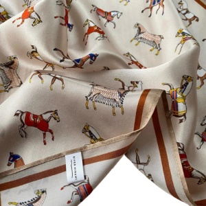 Esarfa din satin Horses, 6, ibucork.ro