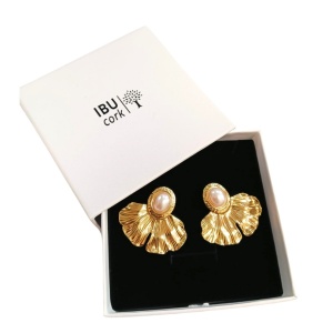 Cercei placati cu aur Pearl Flowers 34784 Ibucork.ro