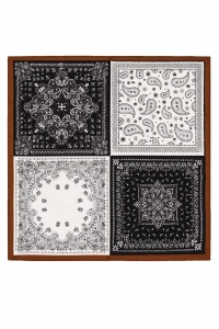 Esarfa patrata satin Paisley Patchwork