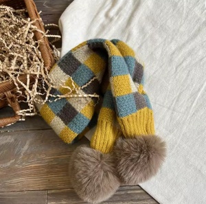 Fular copii cu ciucuri de blanita, 3, ibucork.ro