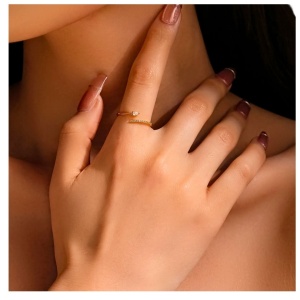 Inel deschis din argint Love 34944 Ibucork.ro