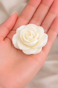 Brosa floare textila crem, 2, ibucork.ro