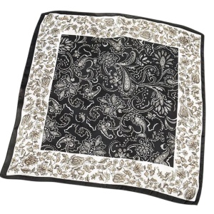Esarfa din satin Black Flowers 33495 Ibucork.ro