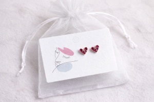 Cercelusi cu surub si cristale Love - fuchsia, 3, ibucork.ro
