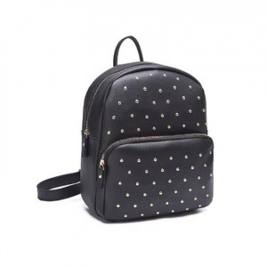 Rucsac negru cu tinte metalice 19347 Ibucork.ro