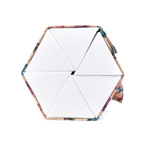 Organizator ochelari din pluta cu model floral, 3, ibucork.ro