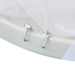 Cercei din argint Silver Sparkle 33989 Ibucork.ro
