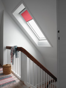 Fereastra mansarda Velux Standard Plus GLU 0061 MK06, deschidere de sus, 78x118 cm - Img 3