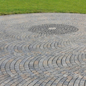 Pavaj beton rezidential Semmelrock ARTE Arc de cerc combi 6 cm, gri vulcanic - Img 2