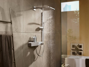 Palarie si brat de dus Hansgrohe Raindance E 300 Air 1 JET, 300X300MM, CU PRINDERE PE PERETE CU BRAT 390MM, BRUSHED BLACK CHROME - Img 2