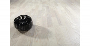 Parchet triplustratificat Karelia Ash Classic Vanilla matt 3 strip - Img 2