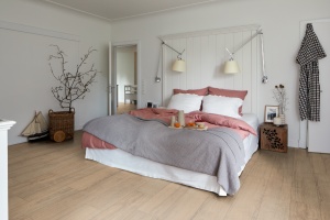 Parchet laminat Egger NatureSense EL2082 Stejar Elva natur 8/32 Classic - Img 2