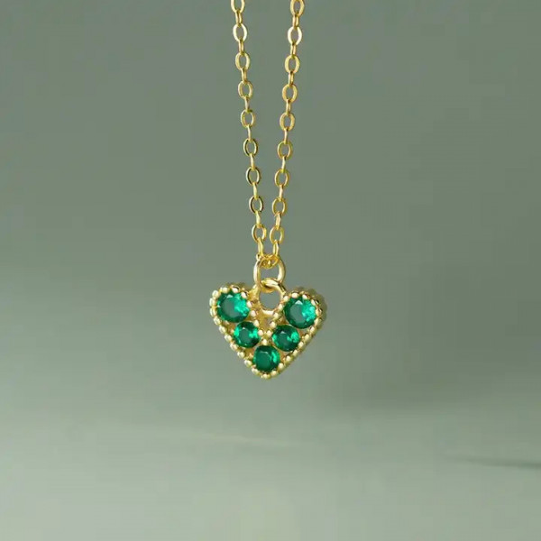 Lantisor Din Argint Piatra Verde Model Inima Romantica - Placat Aur Pentru Femei si Fete Arg134G