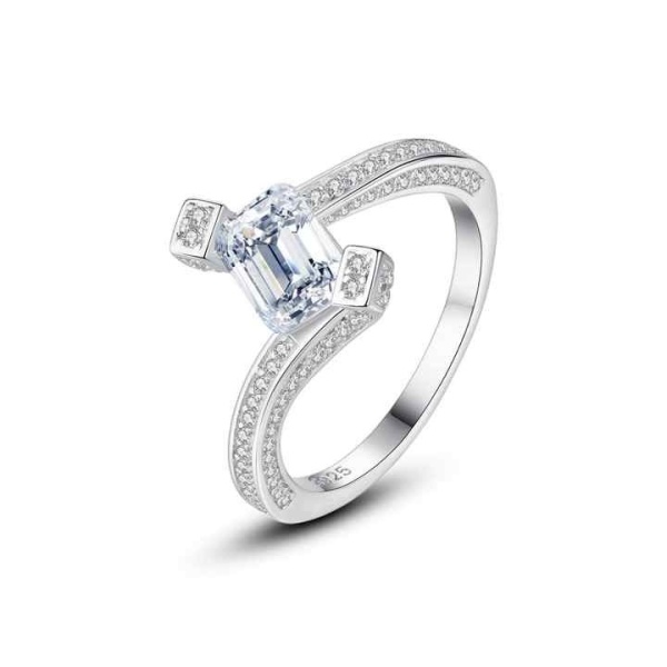 Inel din Argint 925 cu Zirconiu – Design Geometric Modern și Strălucitor Cod Arg384N