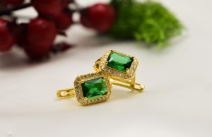 Cercei Eleganti Aurii Cu Piatra Verde Dreptunghiulara Din Argint 925 Arg56V - Img 3