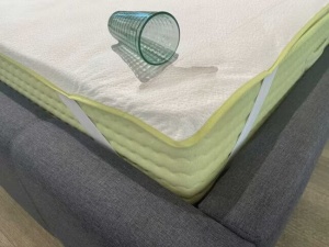 Непромокаем протектор за матрак DORMEO Aloe Vera - водоустойчив
